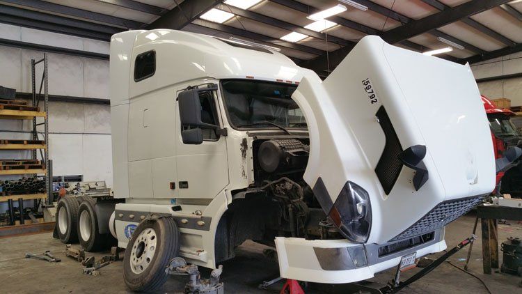 Semi-Truck - Hauler, Repair - Chesapeake, VA - Spring Suspension & Alignment Services